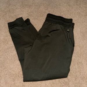 🎈donating soon🎈Green joggers